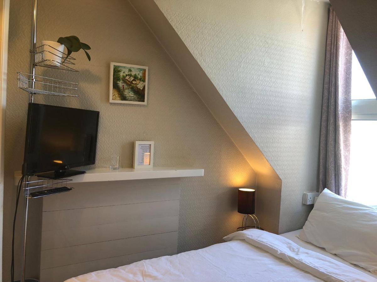 Bed and Breakfast Carena House Кэнтербари Экстерьер фото